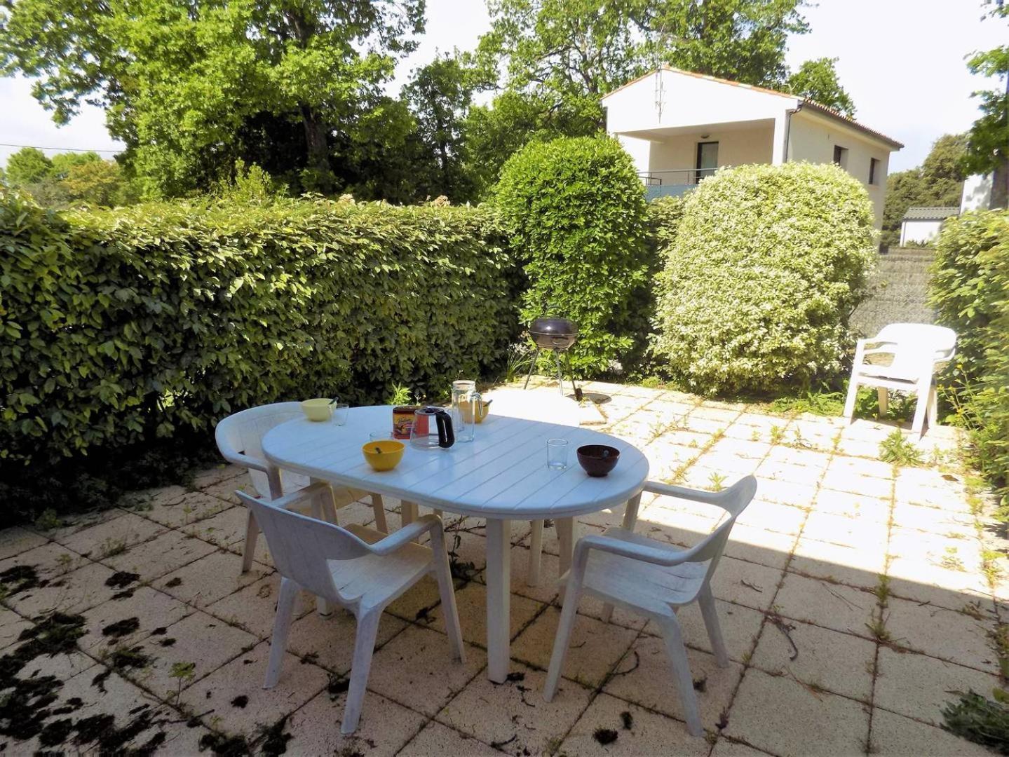 Meschers Sur Gironde - Maisonnette De Vacances - Terrasse - Proche Plage Exterior photo